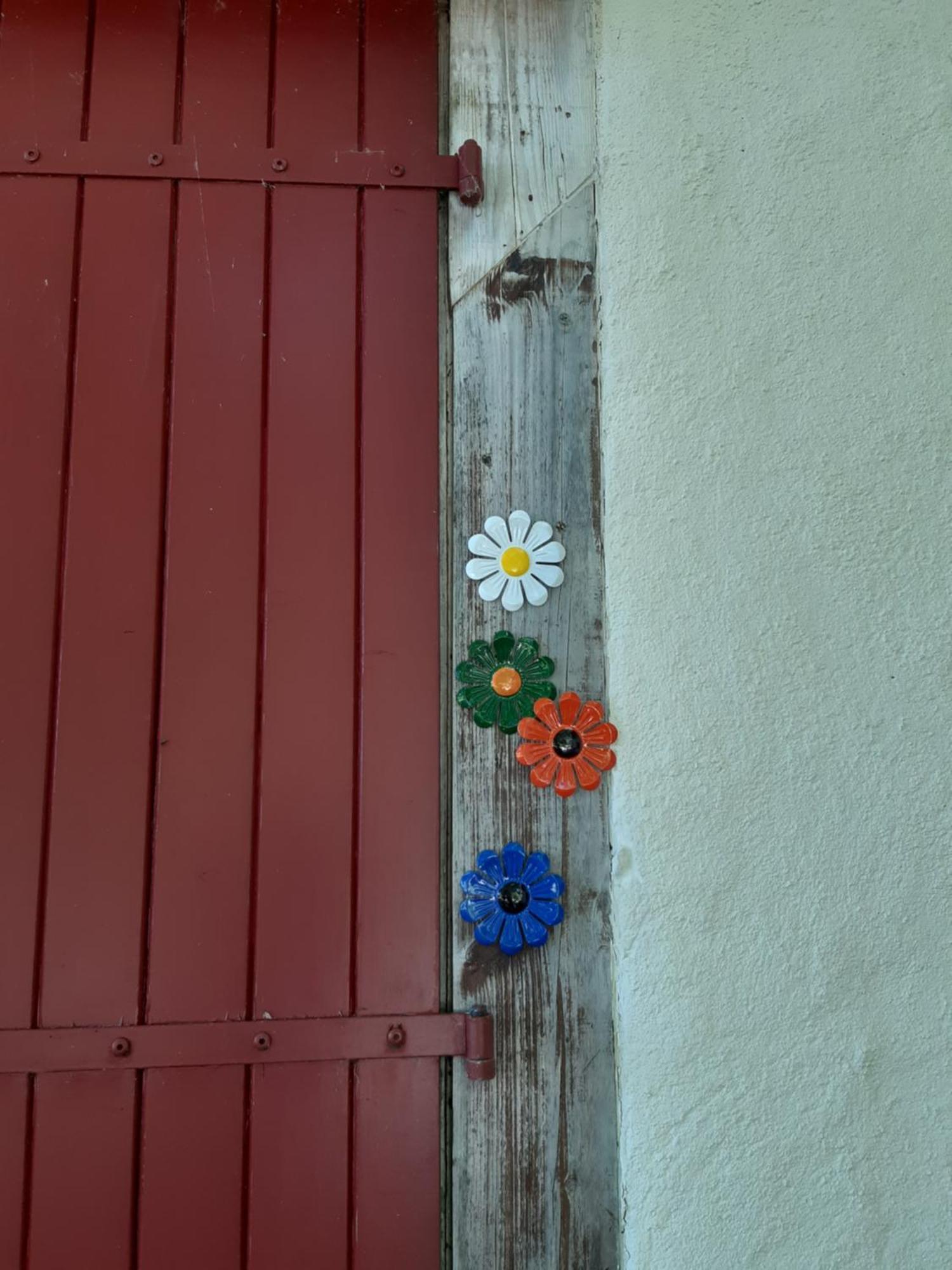 Bnb Ferme Beauregard Les Pyrenees Artigat Exterior foto